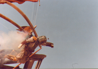 Illustration for article titled Secret behind-the-scenes Star Wars photos show the final flight of Boba Fett